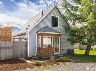 1407 E Illinois Street, Bellingham, WA 98226