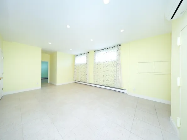 1323 Avenue X image 16 of 22