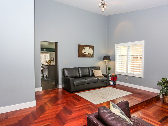 4th image of 10997 Barbados Way