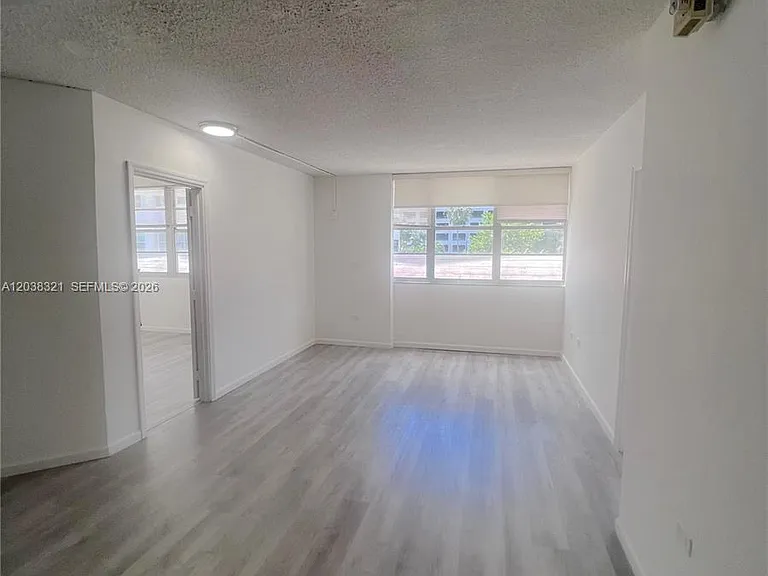 801 Brickell Bay Dr #364 — Photo 7