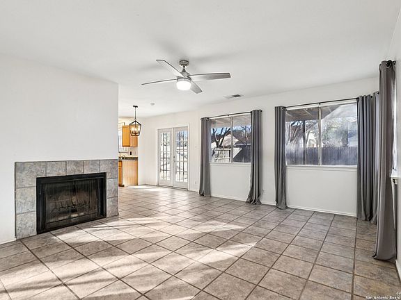 2nd image of 7538 Rimhurst