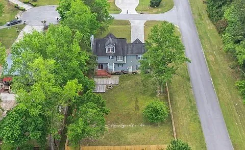 301 Meridian Way — Photo 5