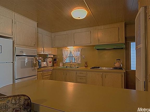 5th image of 6230 Nob Hill Dr