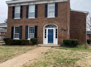 521 N 3rd St, Bardstown, KY 40004