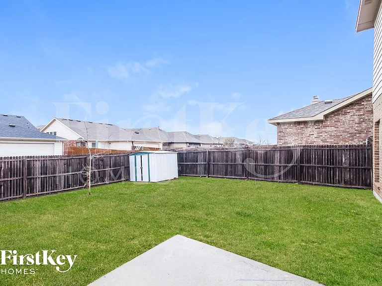 1309 Alder Tree Ln — Photo 16
