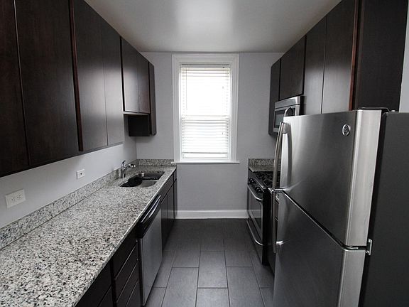 3rd image of 3015 W Armitage Ave APT 2E