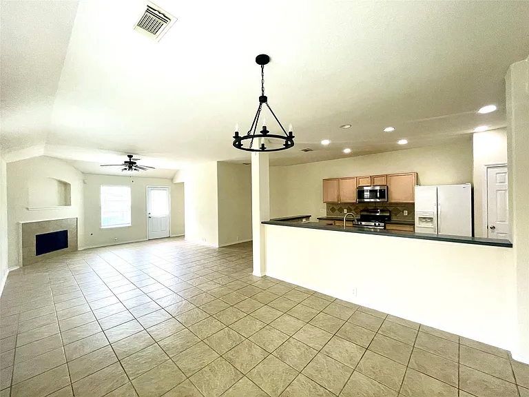 5811 La Crema — Photo 7