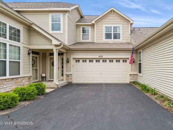 1820 Chase Ln #1820, Aurora, IL 60502