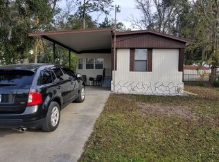 442 Cove Dr, Satsuma, FL 32189