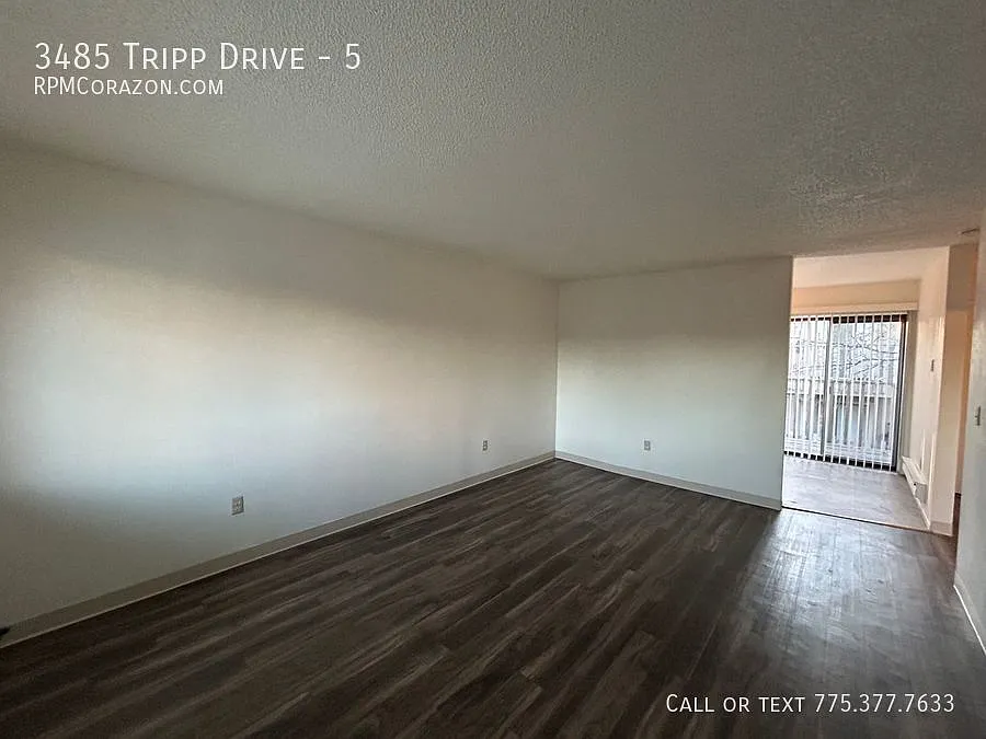 Building Photo - 3485 Tripp Dr #5
