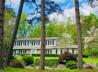 241 Selkirk Rd, Williamsport, PA 17701