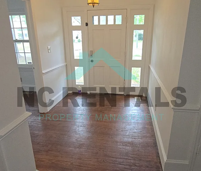 414 N 3rd St — Photo 5