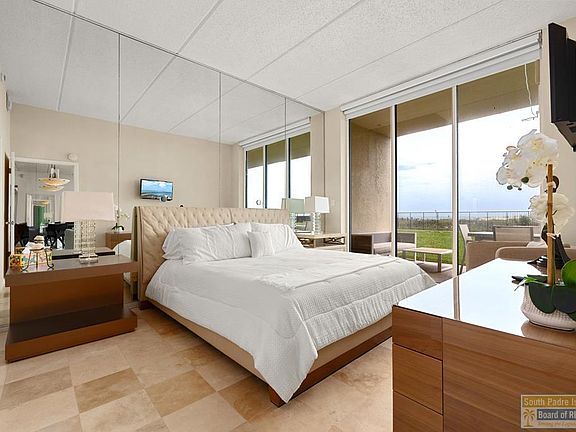 5th image of 3000 Gulf Blvd APT 103