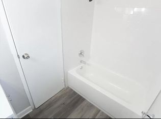 14 W Rocket Cir, Park Forest, IL 60466