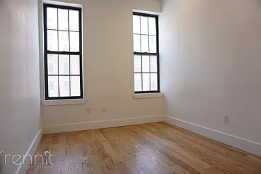 Rented by Rennit Inc.