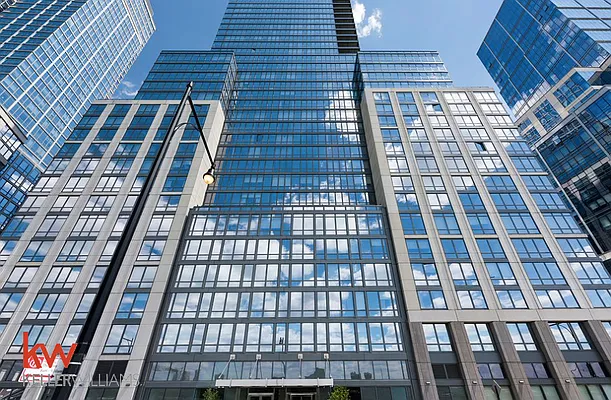 Rented by Keller Williams NYC | media 19