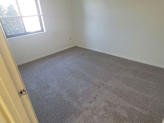 3rd image of 620 Broadhead Ave #80