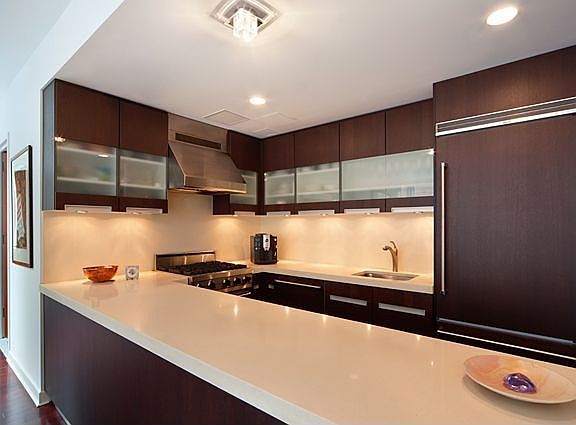 3rd image of 125 W 21st St APT 10B