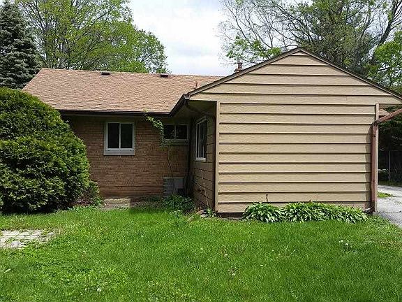 2nd image of 1408 Cynthia Dr