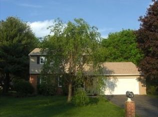 1527 Duffland Dr, Landisville, PA 17538
