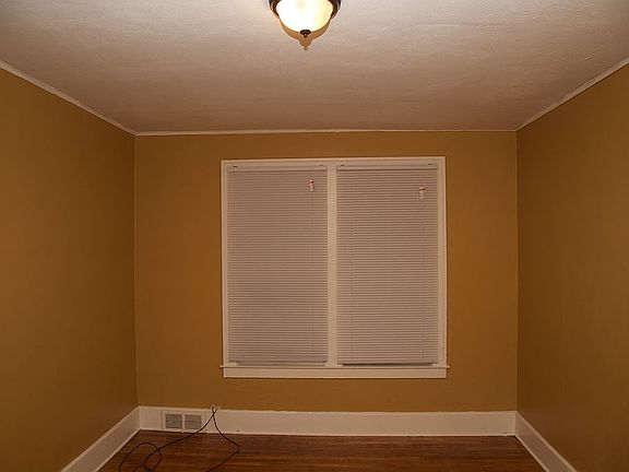 4th image of 1155 Virginia Park St