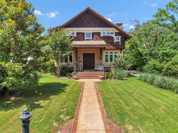 421 Dallas St, Argyle, TX 76226