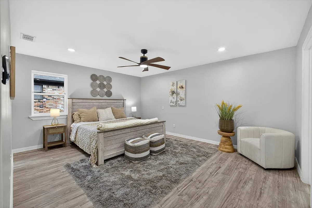 3 bed, 2624 sqft, $3,500 — Photo 1