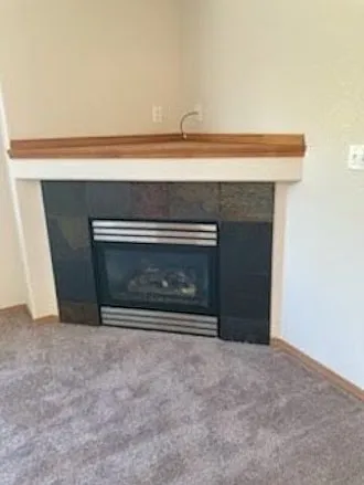3 bed, 2.5 bath, $1,550 — Photo 3