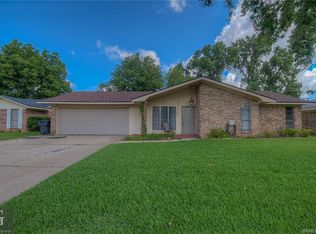 520 Burns Dr, Bossier City, LA 71111