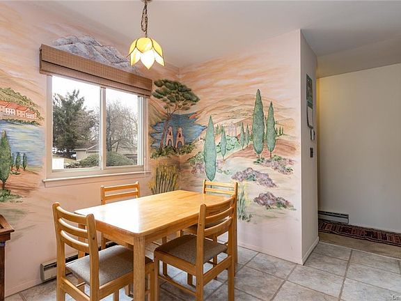 5th image of 2304 Village Dr