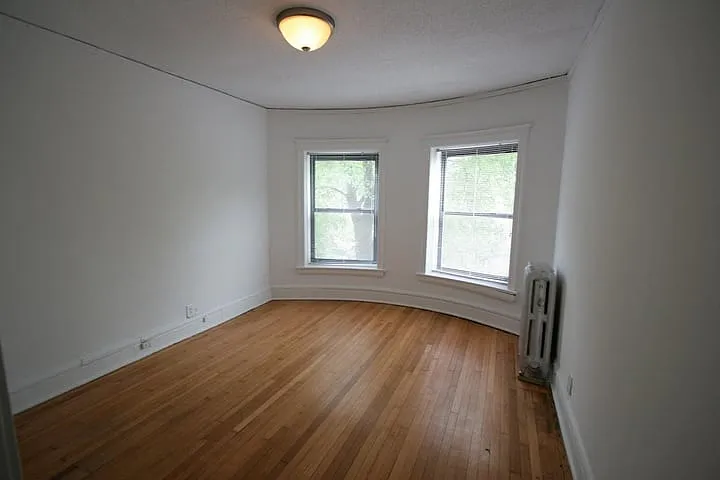 1515 E. 54th Street — Photo 11