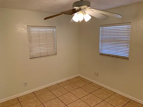 5425 Genoa Ln — Photo 14