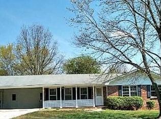 2512 Britt Rd, Snellville, GA 30078