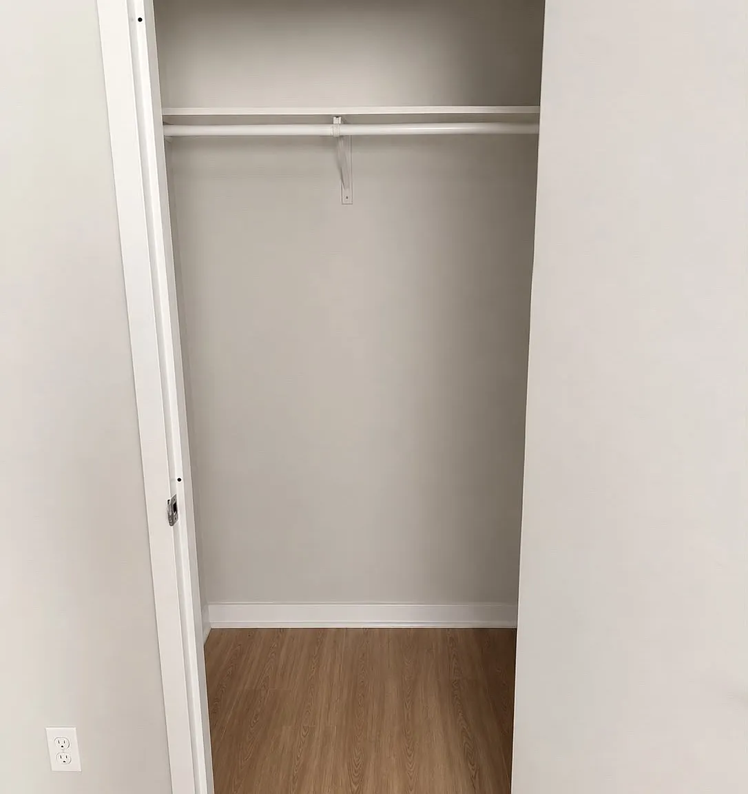 2 bed, $2,173 — Photo 4