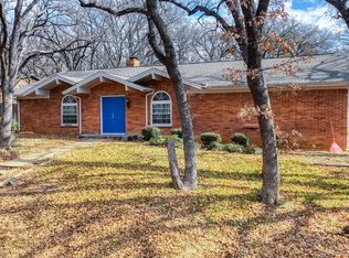 3801 Halifax Ct, Arlington, TX 76013