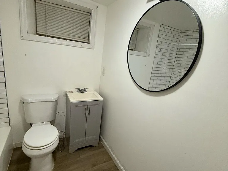 100 Rosa Parks Blvd #B1B — Photo 2