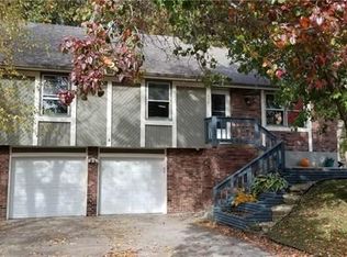 926 NE 109th Ter, Kansas City, MO 64155
