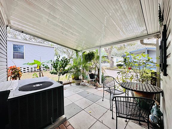 5th image of 138 Strawberry Junction Ln