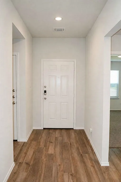3 bed, 1409 sqft, $1,900 — Photo 4