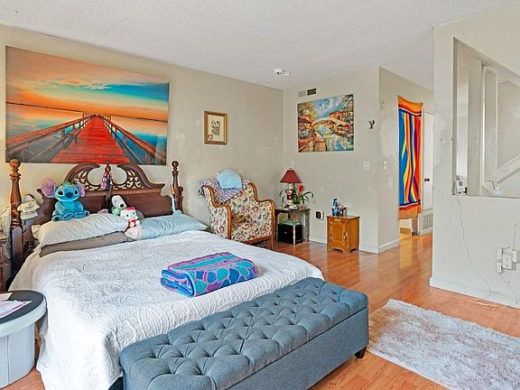 4th image of 3008 Yulupa Avenue