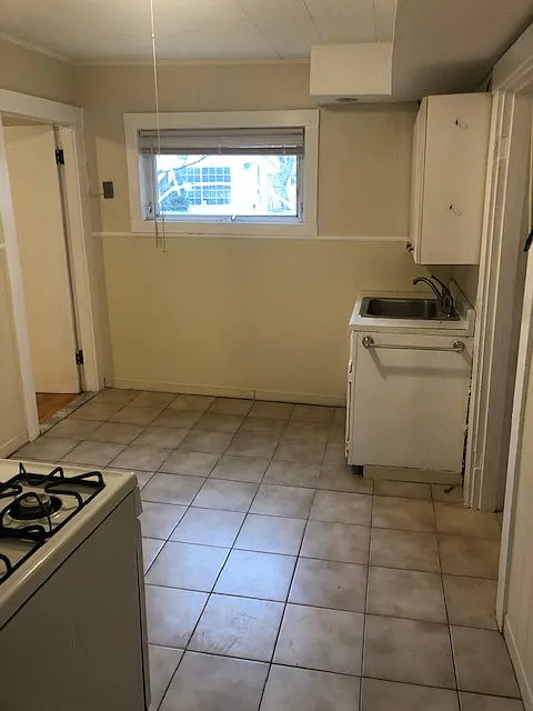2 bed, 1.0 bath, $2,700 — Photo 4