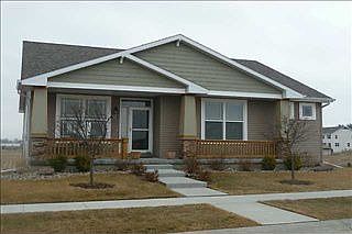 5th image of 1325 SE Waddel Way
