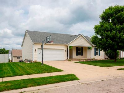 2341 Cranston St, South Bend, IN, 46614