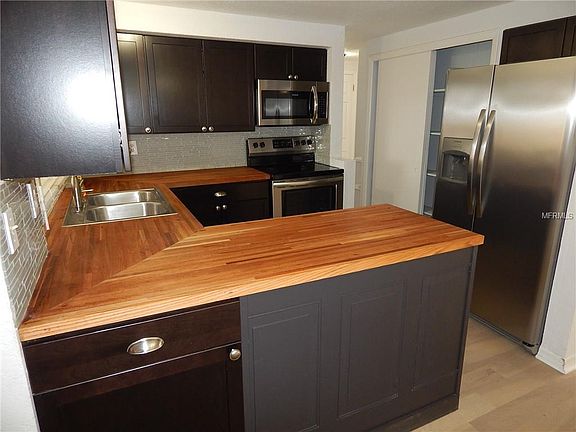 2nd image of 3337 Kimberly Oaks Dr