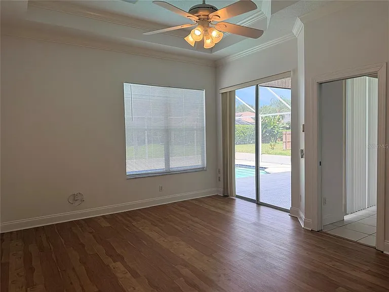 442 Knight Dr — Photo 5