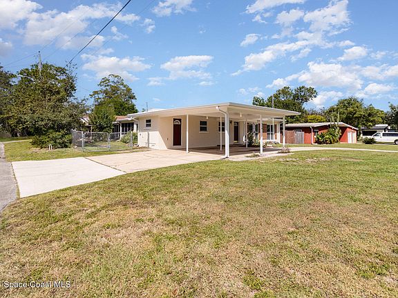 3rd image of 116 S Hilltop Dr