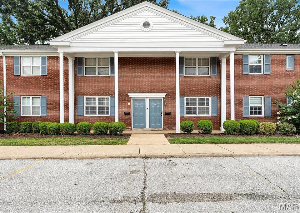 1st image of 8912 N Swan Cir