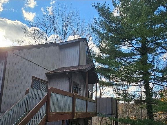 2nd image of 2146 Pinebrook Trl