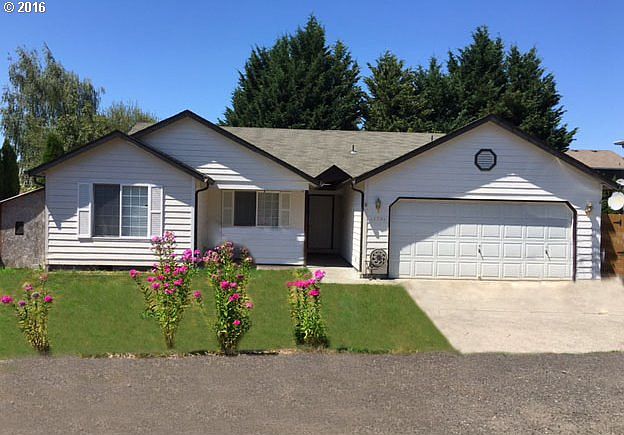 1st image of 15705 NE 87th Cir