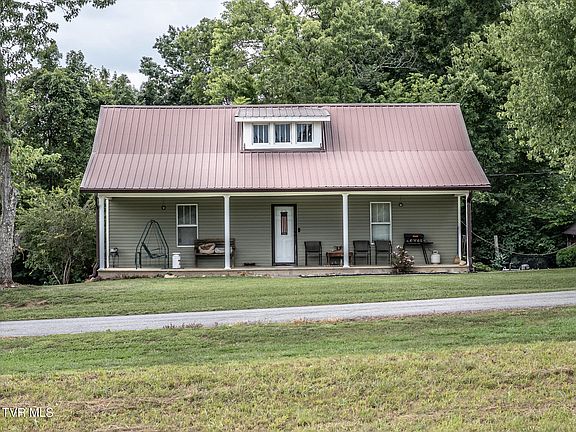 2nd image of 265 Black Rd